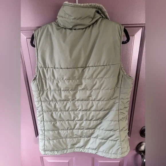 NWOT The North Face women’s Green Quilted reversible vest Large - Picture 3 of 4